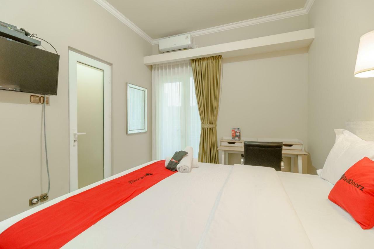 Reddoorz Near Taman Makam Pahlawan Cikutra Hotell Bandung Exteriör bild