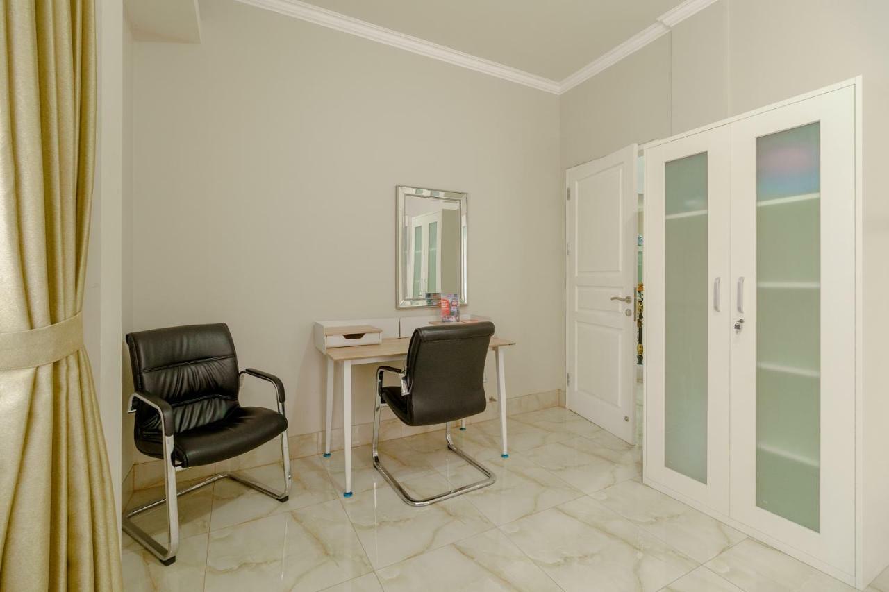 Reddoorz Near Taman Makam Pahlawan Cikutra Hotell Bandung Exteriör bild