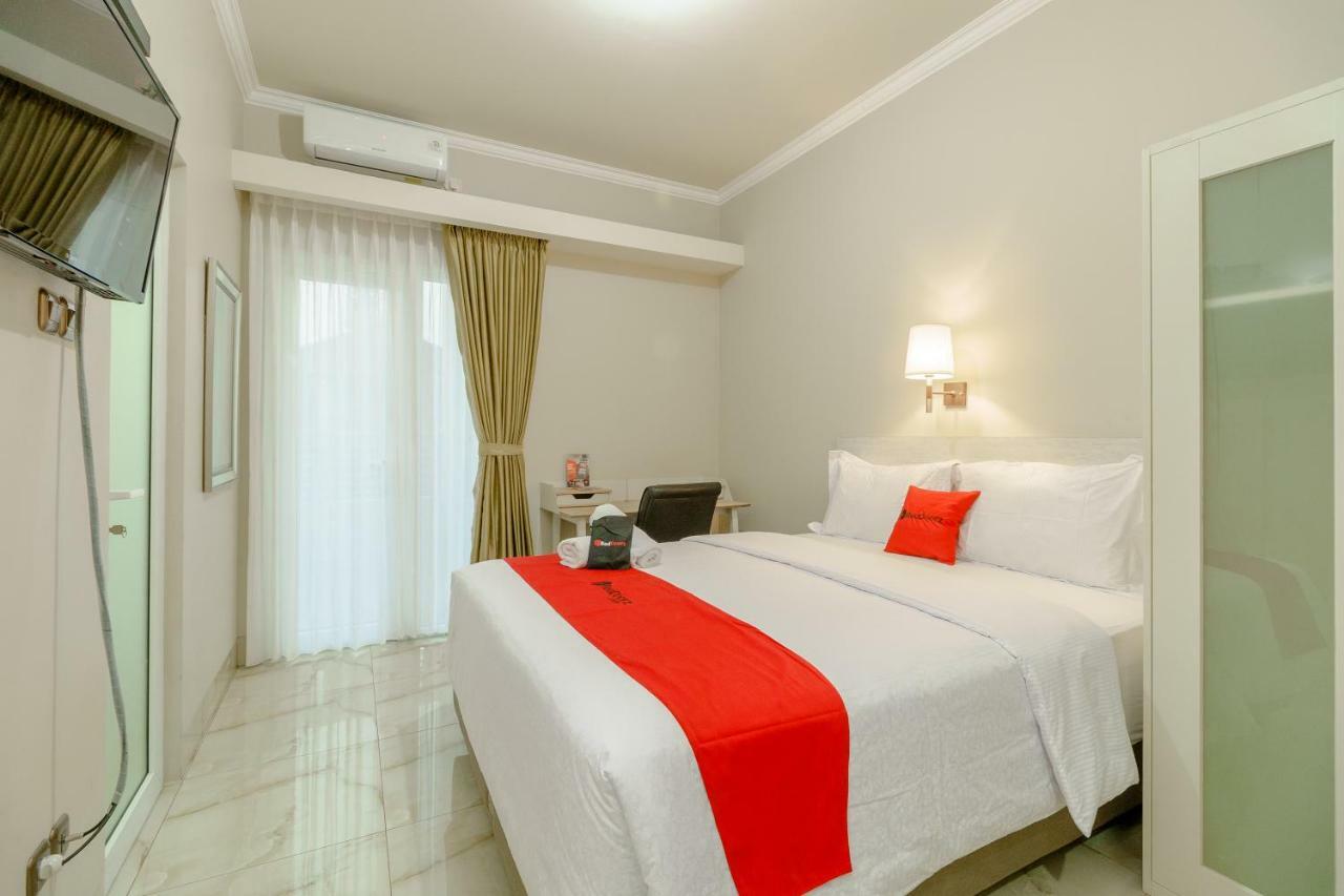 Reddoorz Near Taman Makam Pahlawan Cikutra Hotell Bandung Exteriör bild